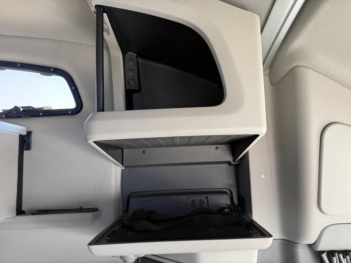 2021 Peterbilt 579 — photo 22