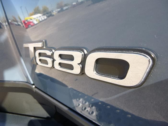 2023 Kenworth T680 — photo 28