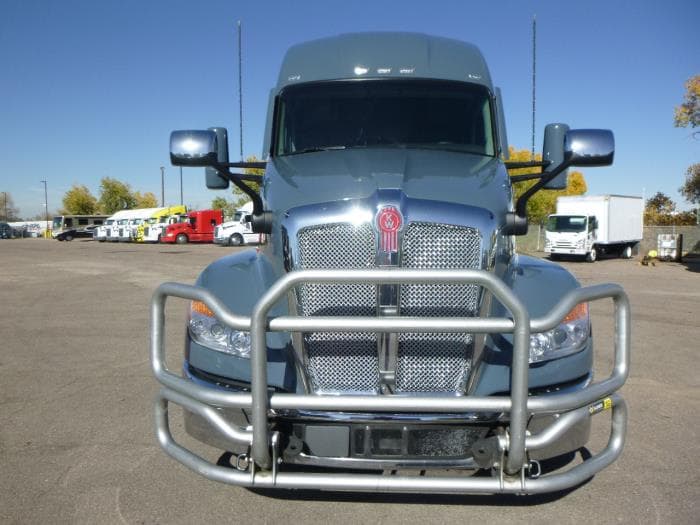 2023 Kenworth T680 — photo 38