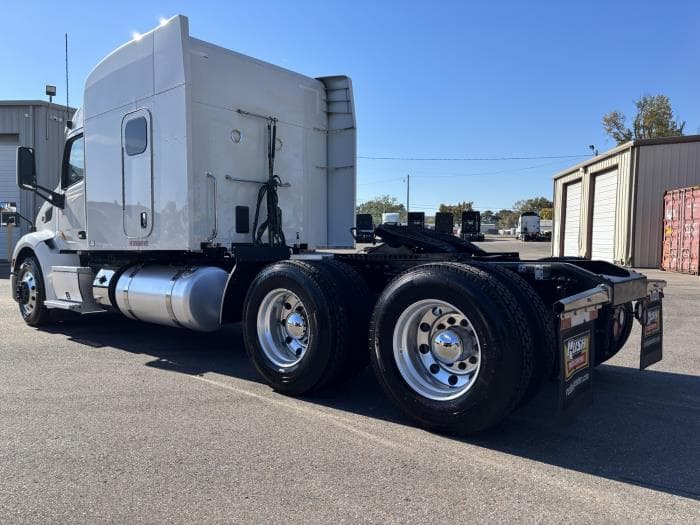 2022 Peterbilt 579 — photo 5