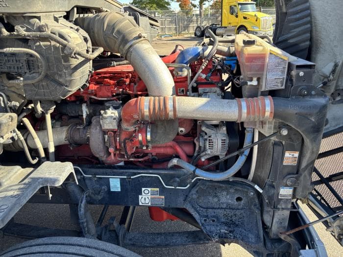 2022 Peterbilt 579 — photo 13