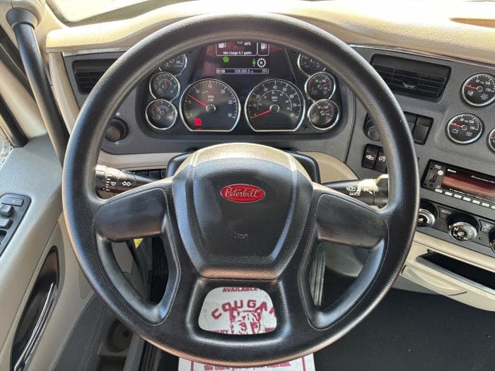 2022 Peterbilt 579 — photo 22