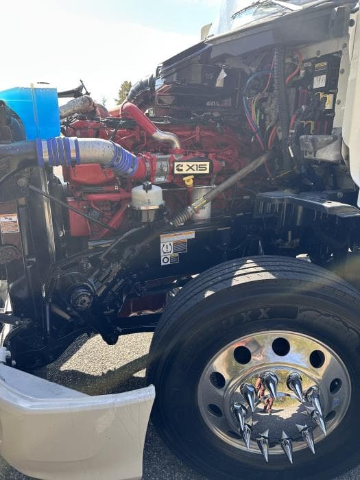 2022 Peterbilt 579 — photo 16