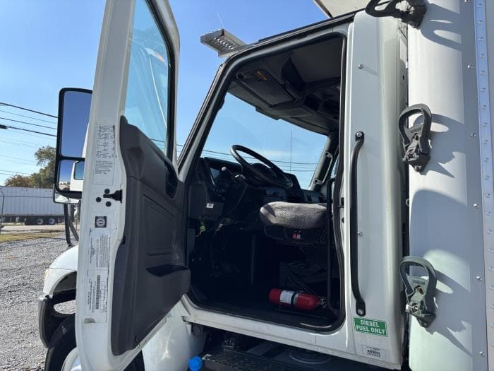 2020 International MV — photo 18