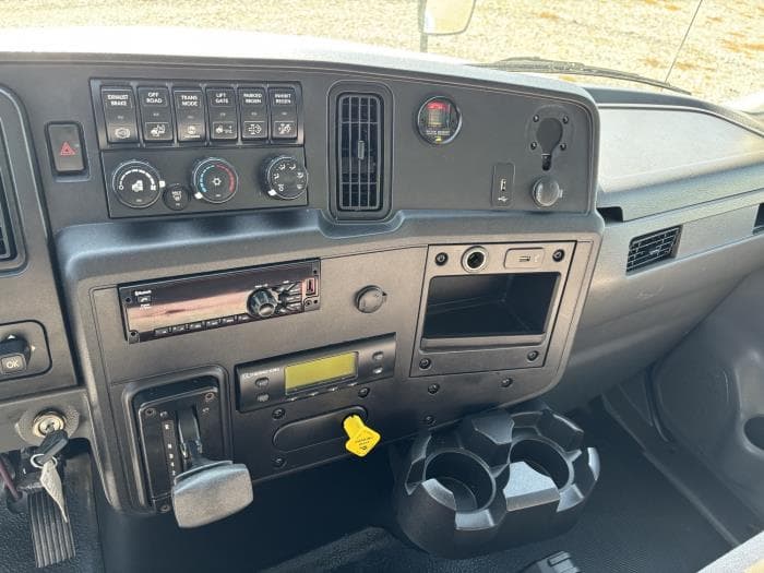 2020 International MV — photo 21