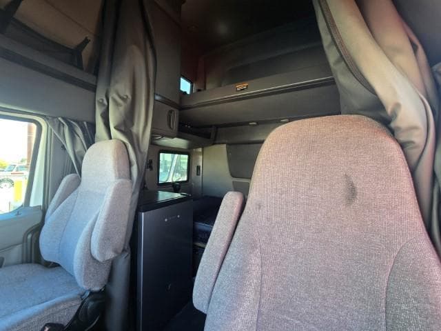 2024 International LT — photo 9