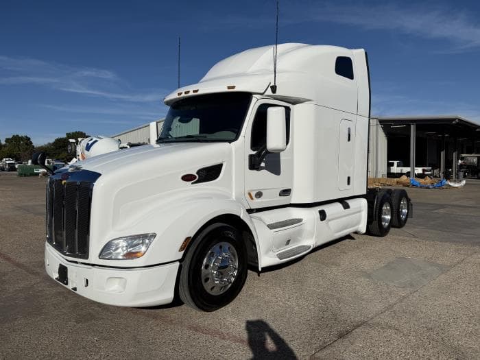2022 Peterbilt 579 — photo 17