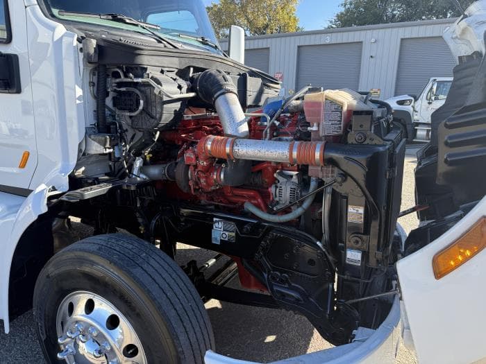 2022 Peterbilt 579 — photo 42