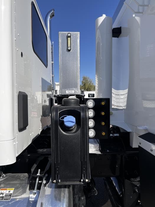 2026 Peterbilt 567 — photo 26