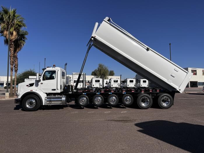 2026 Peterbilt 567 — photo 25