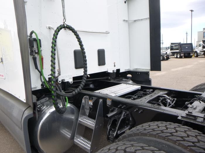 2021 Peterbilt 579 — photo 26
