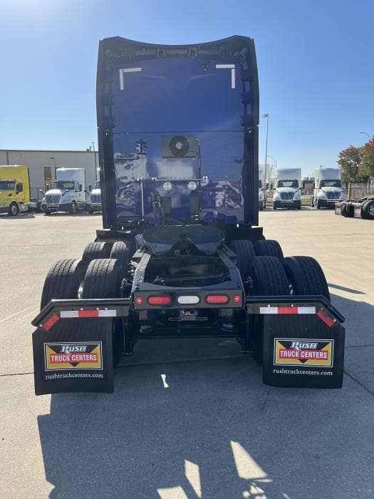 2022 Peterbilt 579 — photo 6