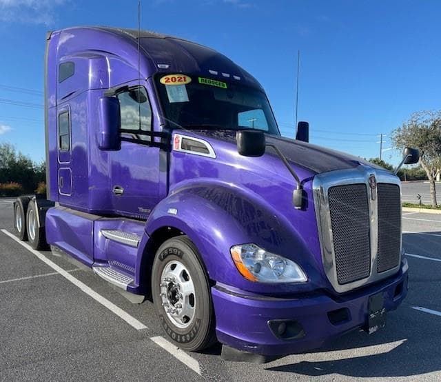 2021 Kenworth T680 — photo 4
