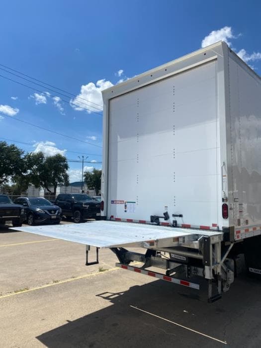 2026 Hino L6 — photo 11