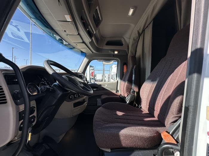 2022 Peterbilt 579 — photo 7