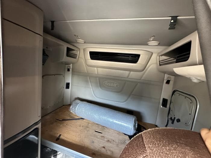 2022 Peterbilt 579 — photo 8