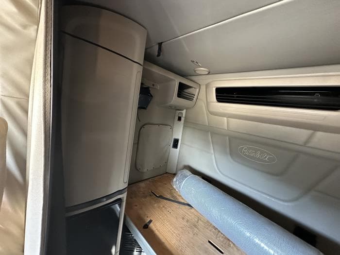 2022 Peterbilt 579 — photo 9