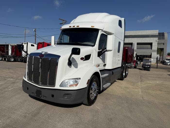 2021 Peterbilt 579 — photo 20