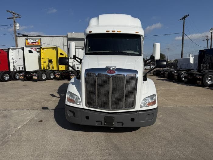 2021 Peterbilt 579 — photo 22