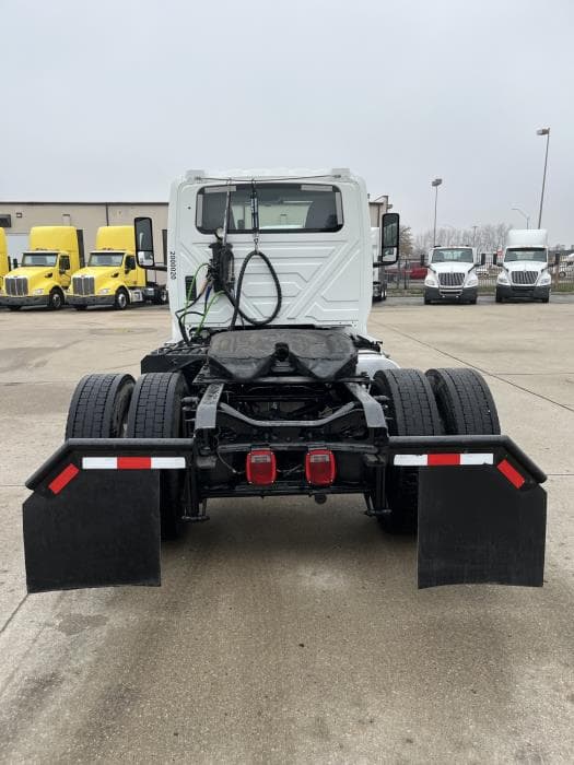 2020 International MV — photo 5