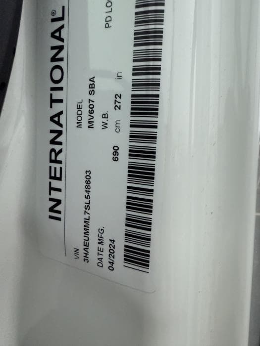 2025 International MV — photo 8