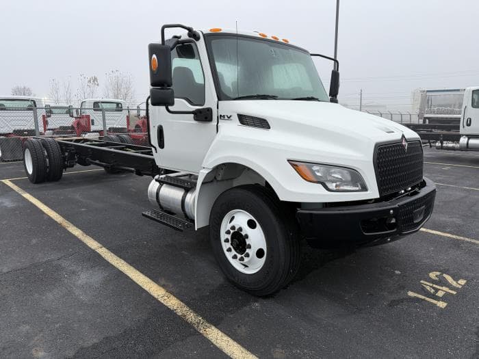 2025 International MV — photo 4