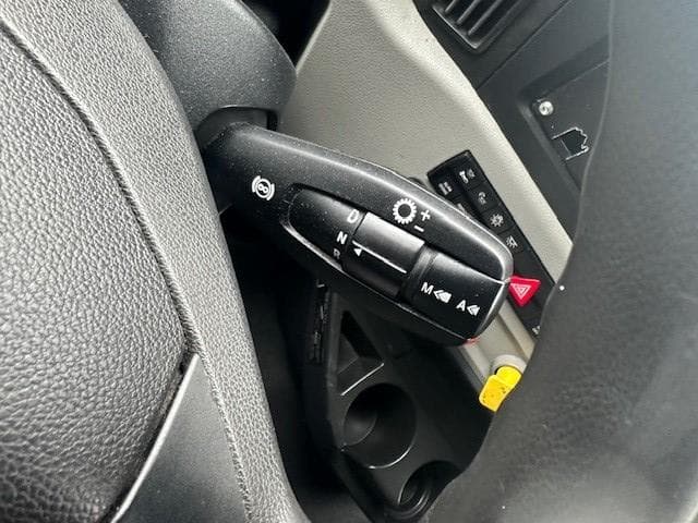 2021 Freightliner Cascadia — photo 8