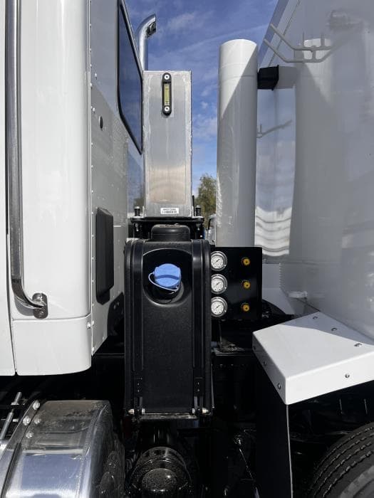 2026 Peterbilt 567 — photo 12