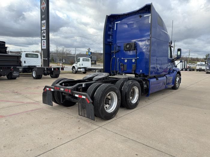 2022 Peterbilt 579 — photo 6