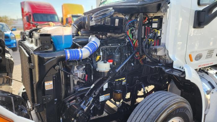 2020 Peterbilt 579 — photo 18