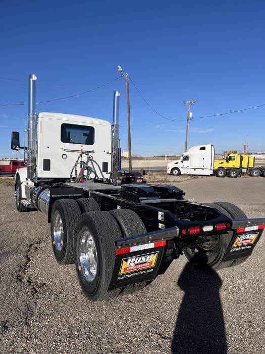 2026 Peterbilt 567 — photo 7