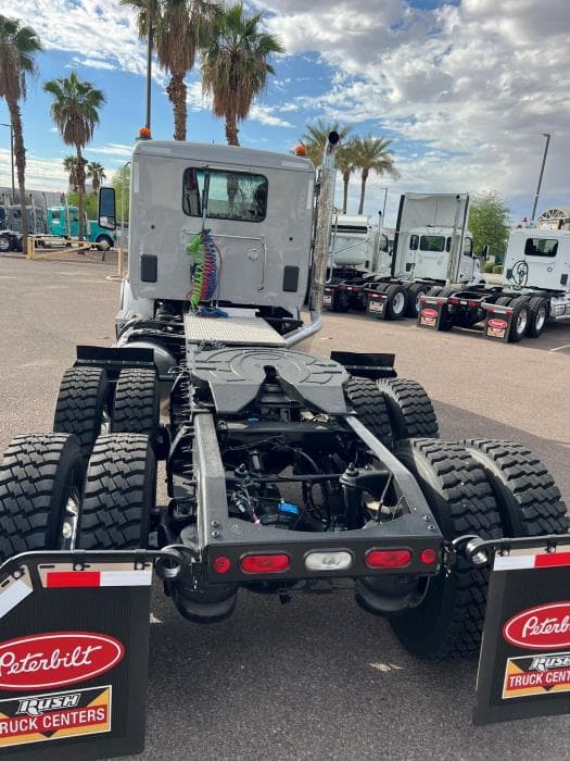 2026 Peterbilt 567 — photo 6