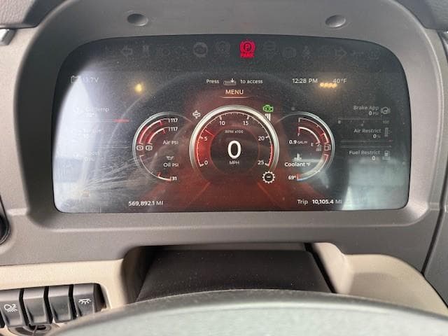 2023 Peterbilt 579 — photo 11