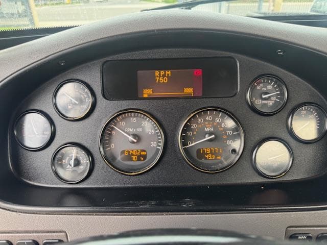 2020 Peterbilt — photo 11