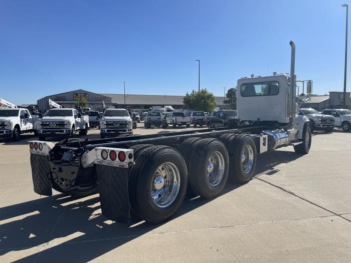 2014 Peterbilt 365 — photo 10