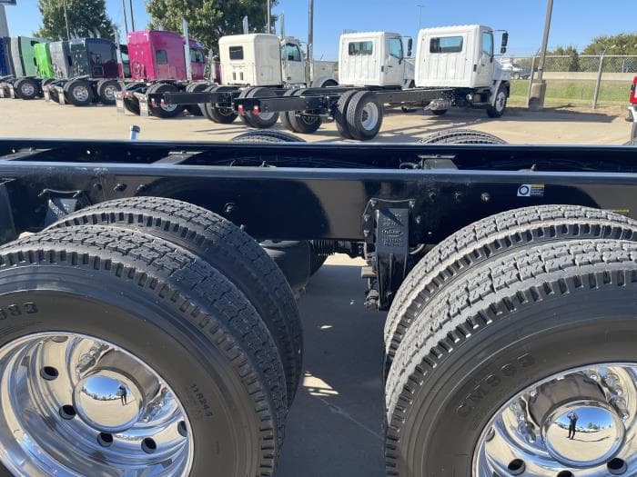 2014 Peterbilt 365 — photo 15