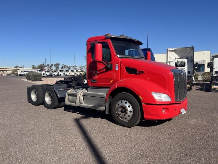 2020 Peterbilt 579 — photo 4