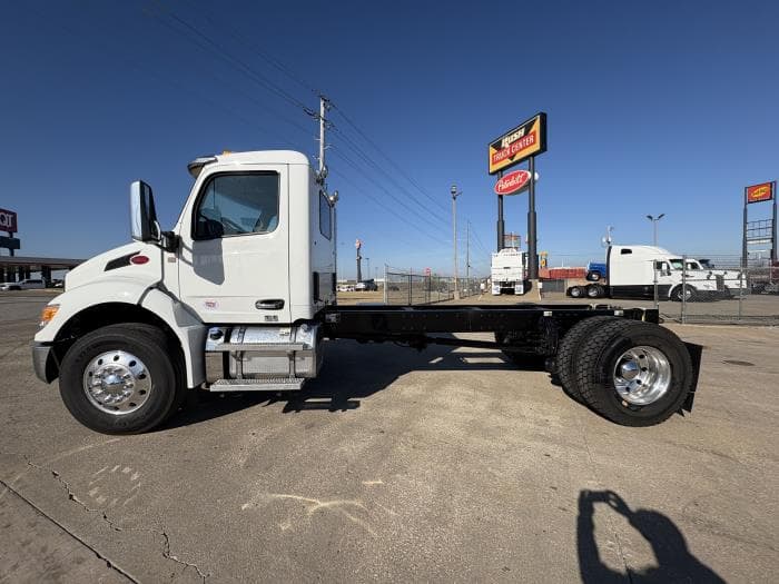 2026 Peterbilt — photo 4