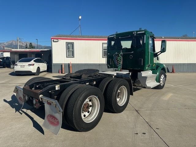 2021 Peterbilt 579 — photo 12