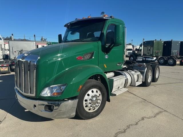 2021 Peterbilt 579 — photo 15