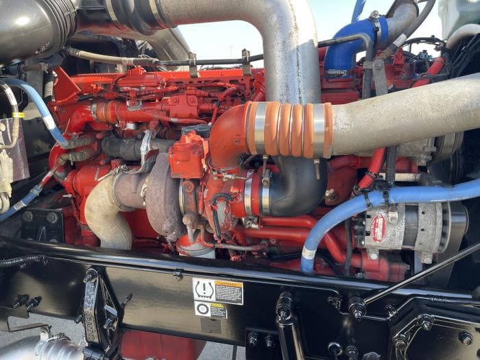 2022 Peterbilt 389 — photo 31