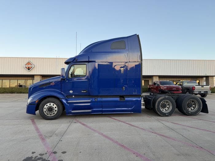 2022 Peterbilt 579 — photo 3