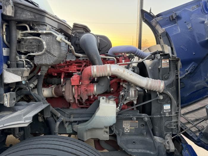 2022 Peterbilt 579 — photo 11