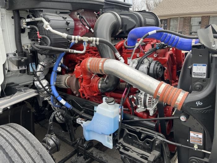 2026 Peterbilt 579 — photo 10