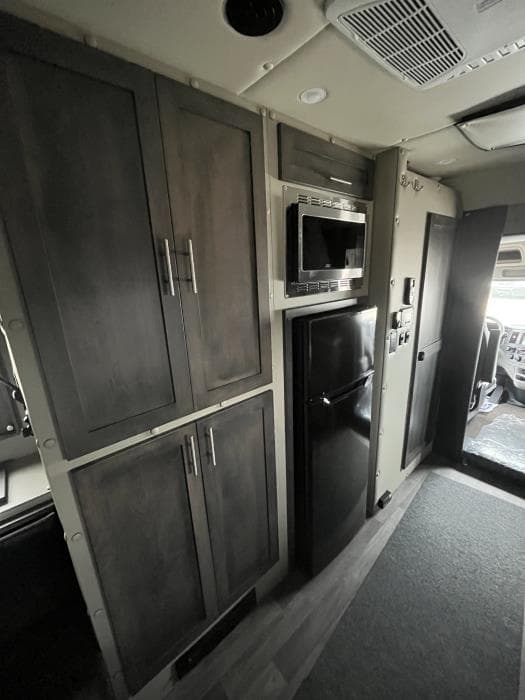 2026 Peterbilt 579 — photo 19