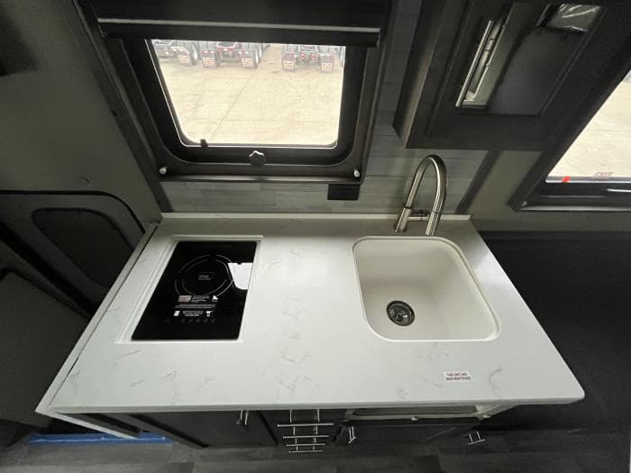 2026 Peterbilt 579 — photo 25