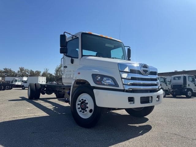 2026 Hino L7 — photo 4