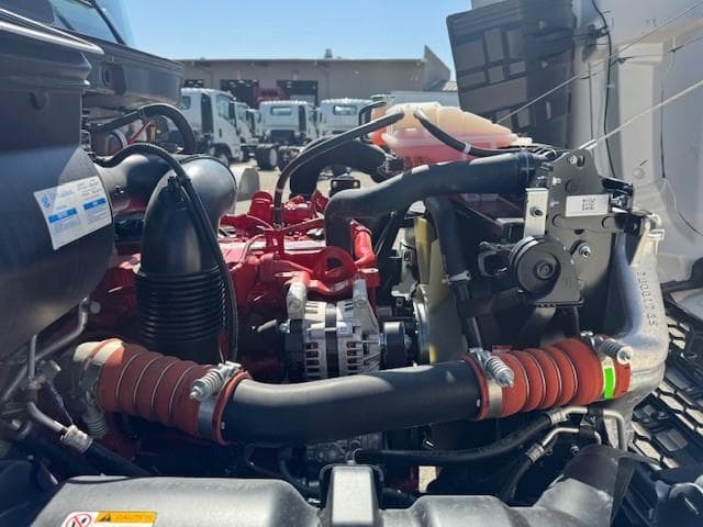 2026 Hino L7 — photo 9