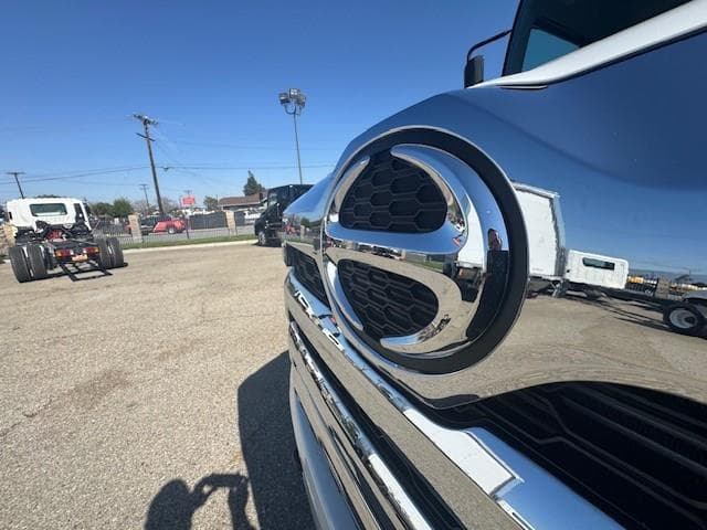 2026 Hino L7 — photo 11