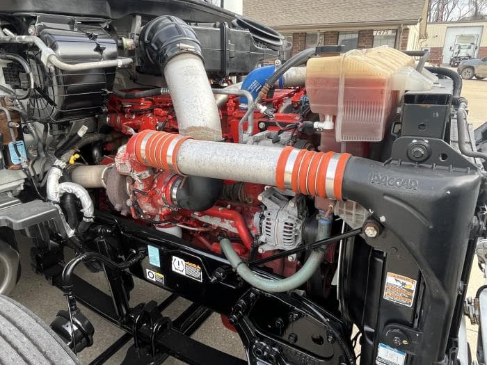 2022 Peterbilt 579 — photo 11